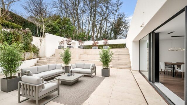 b221d8d9f2797fb07f9fc0bfe9a8c7d2